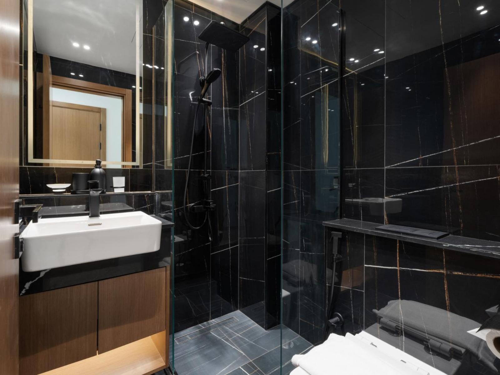Luxe Comfort 1br In Binghatti Venus-05 Apartment Dubai