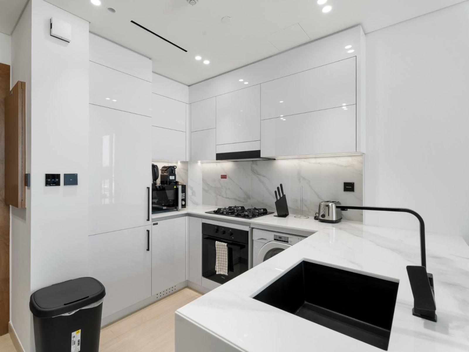 Luxe Comfort 1br In Binghatti Venus-05 Apartment